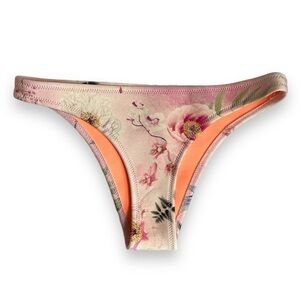 Triangl floral swimsuit bottoms size medium